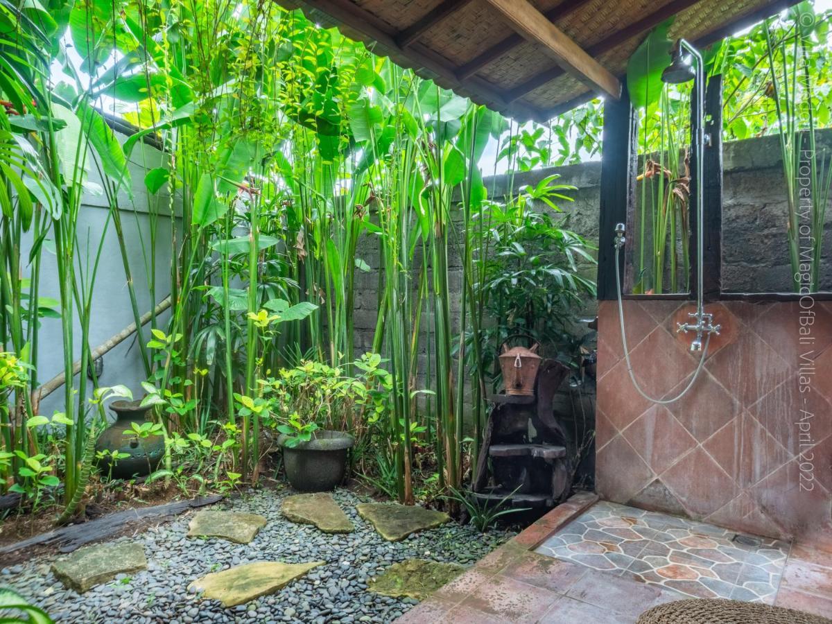 Villa Enjoy - Seminyak Center Ngoại thất bức ảnh