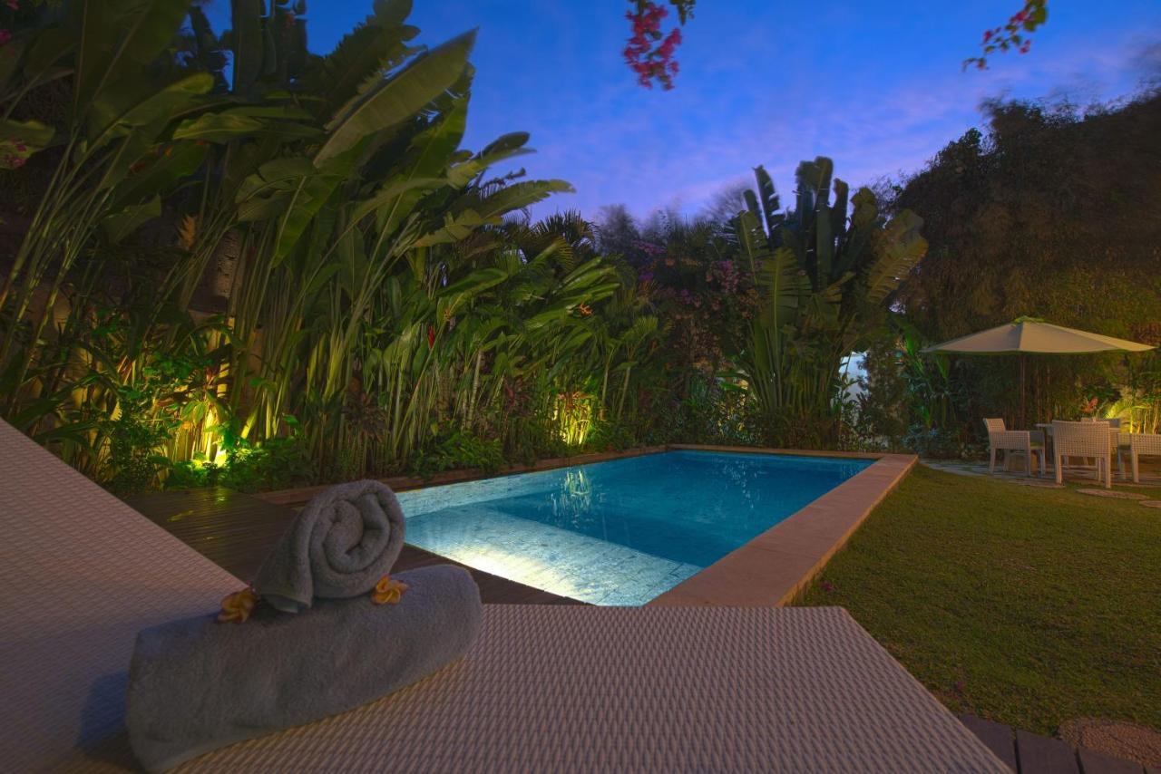 Villa Enjoy - Seminyak Center Ngoại thất bức ảnh