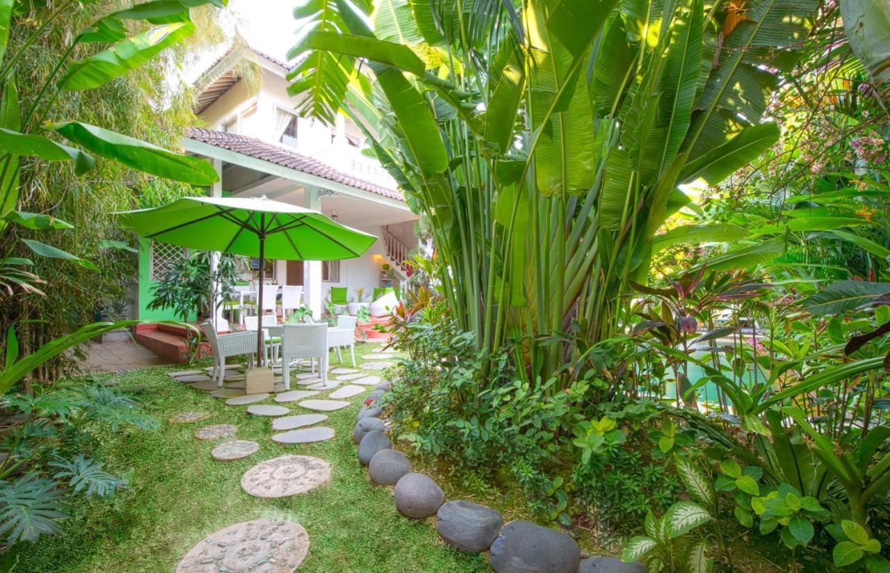 Villa Enjoy - Seminyak Center Ngoại thất bức ảnh