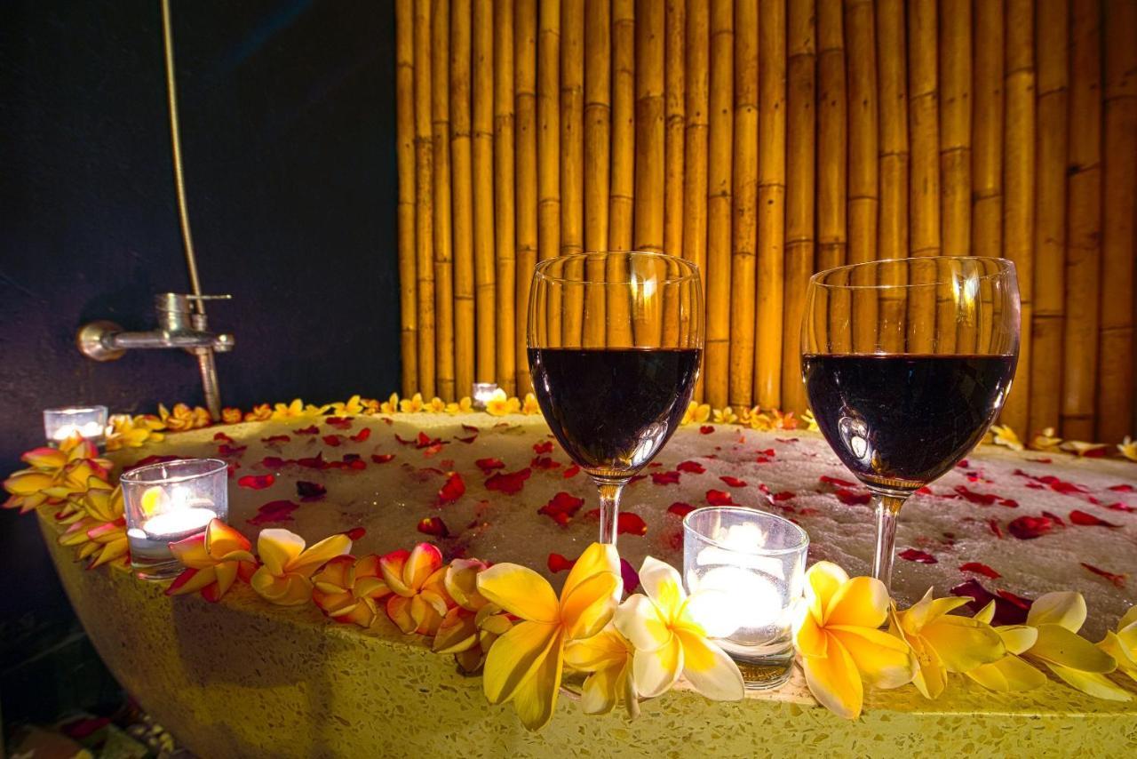 Villa Enjoy - Seminyak Center Ngoại thất bức ảnh
