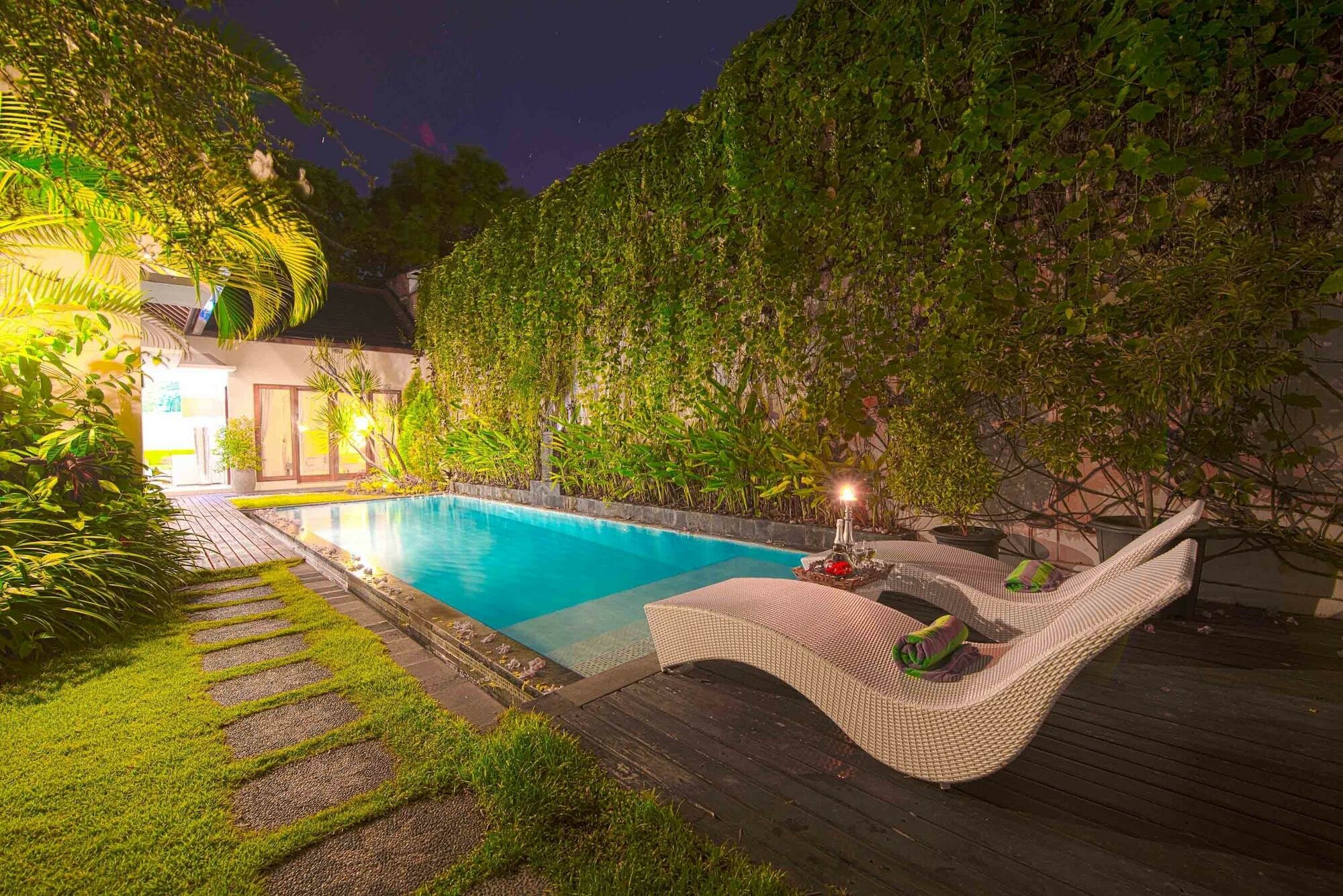 Villa Enjoy - Seminyak Center Ngoại thất bức ảnh